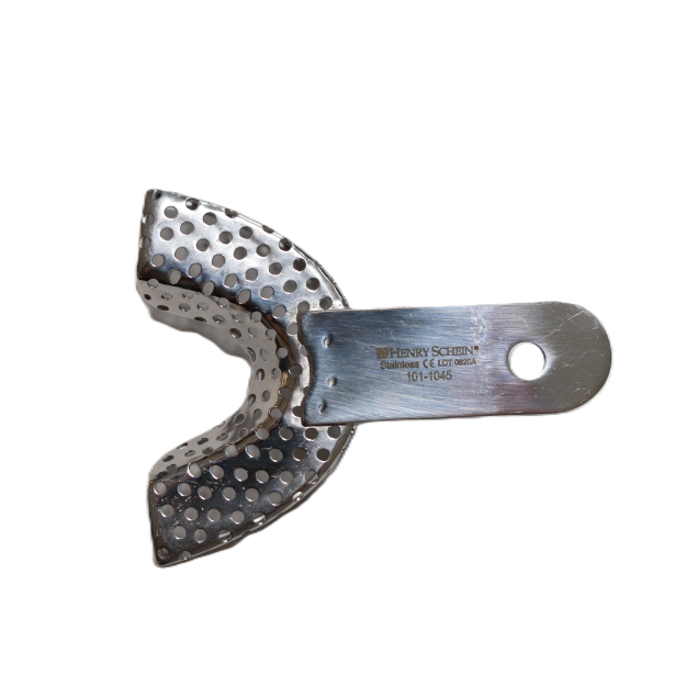 Fém, peremes, perforált feles kanál, felső, anterior (32)