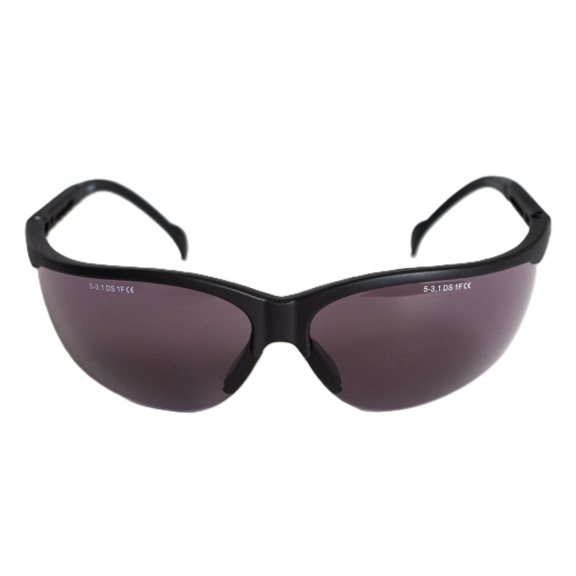 Párásodásmentes védőszemüveg, Fig. 4.